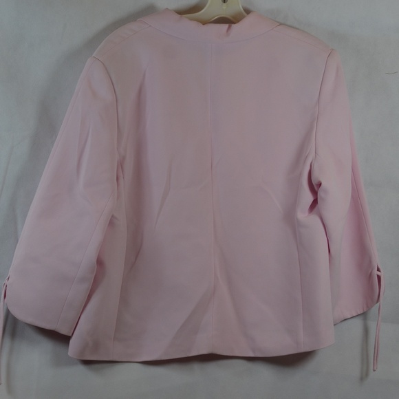 Tradition Petite Pink Embroidered/Beaded Skirt Suit SZ 16P NWOT - Picture 3 of 7